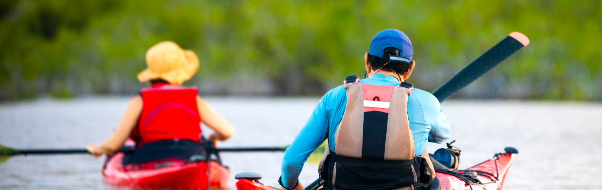 couple kayaking together