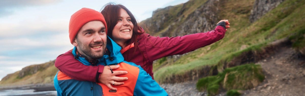 couple who are hiking in iceland