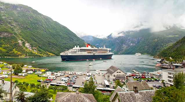 Tips for Planning a Norwegian Cruise: From Fjords to Northern Lights