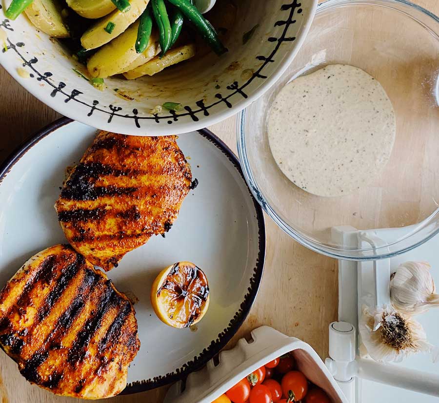 alabama chicken barbecue with white sauce